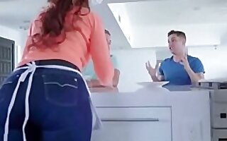 Sex Be upheld With Gorgeous Honcho Hot Housewife (Syren De Mer) video-26
