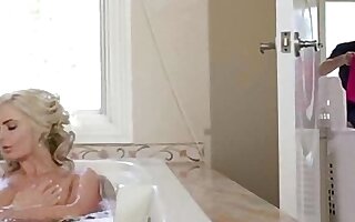 (phoenix marie) Busty Mature Hot Woman Enjoy Stiff Fashion Fuck-fest Act mov-22